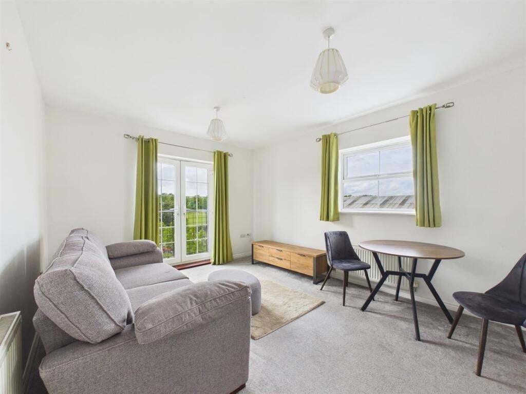 Flat Alfreton Road in Derby