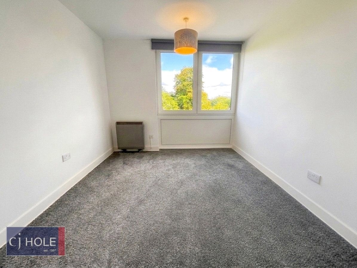 Flat Westacre Close in Bristol