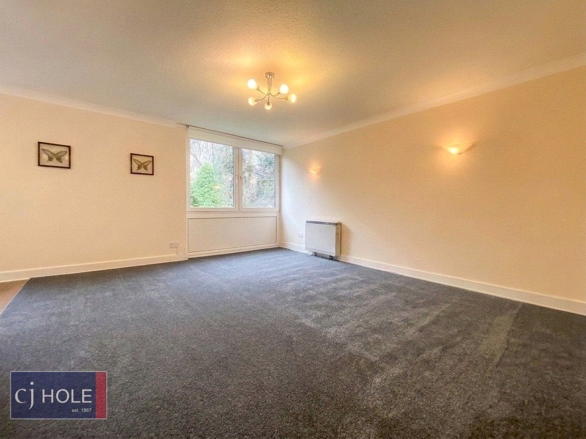 Flat Westacre Close in Bristol