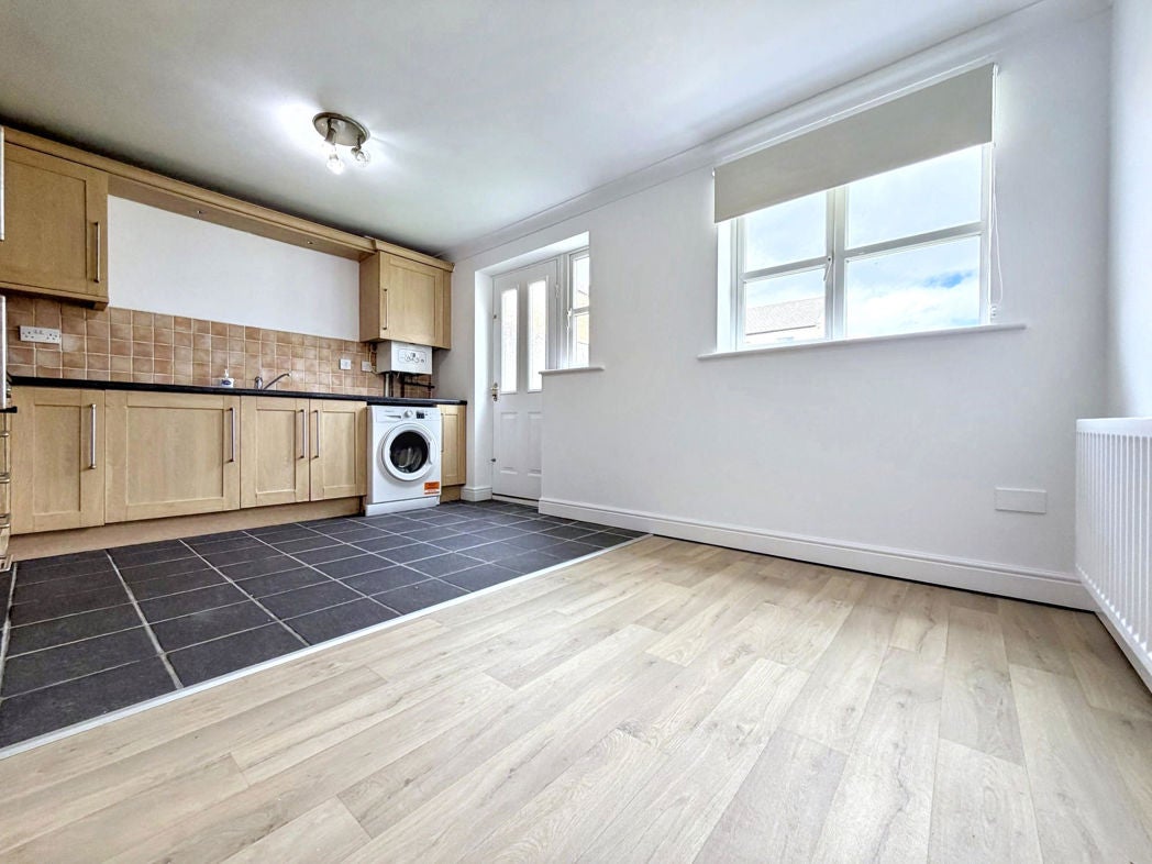 House Market Crescent in Wingate