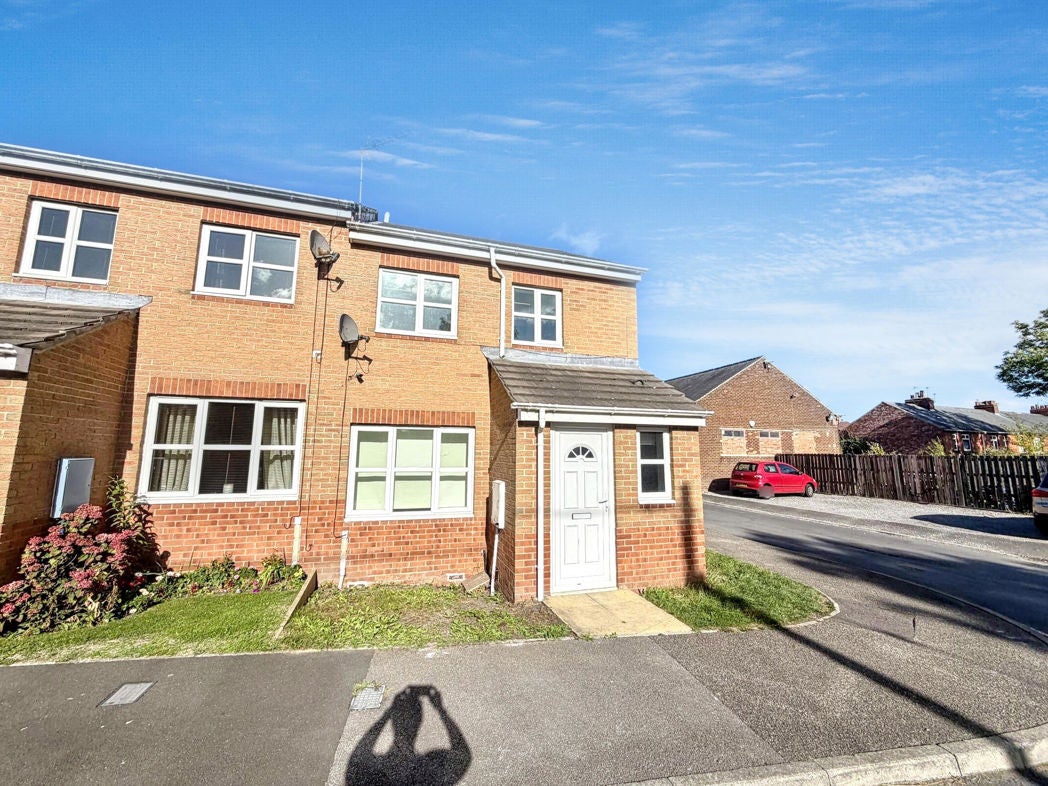 House Market Crescent in Wingate