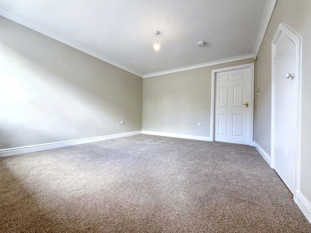 House Market Crescent in Wingate