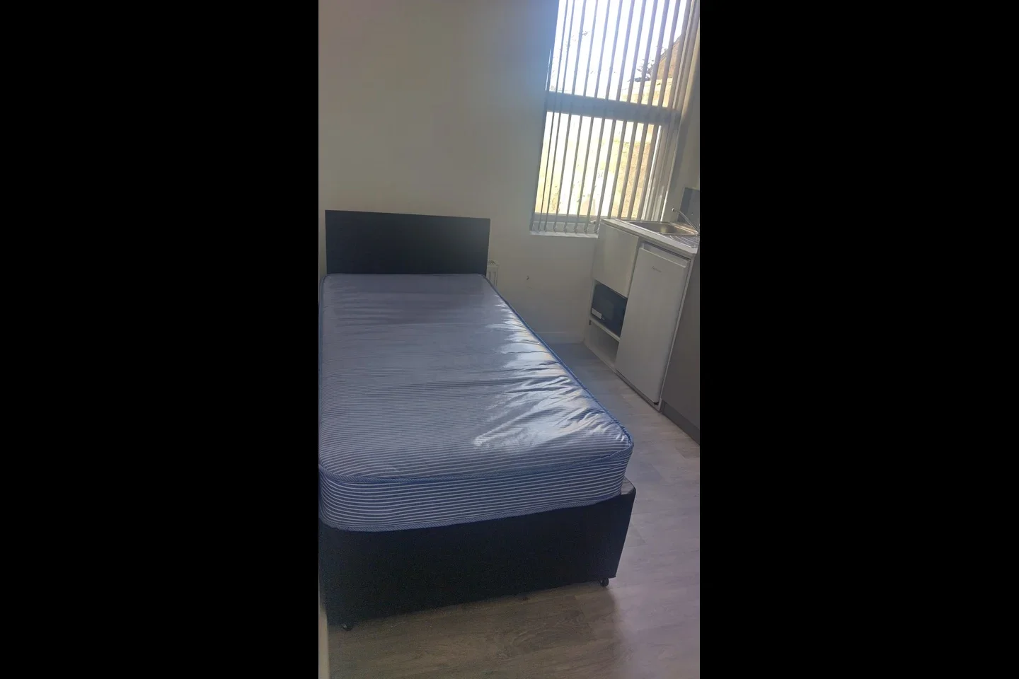 Room Francis Street in Luton