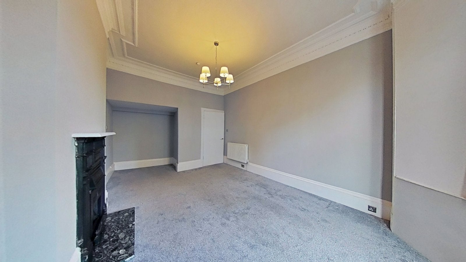 Flat Queen Margaret Drive in Glasgow