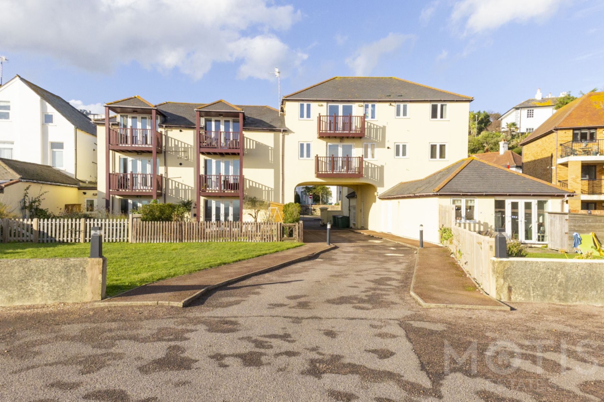 Flat Castle Road in Folkestone and Hythe District
