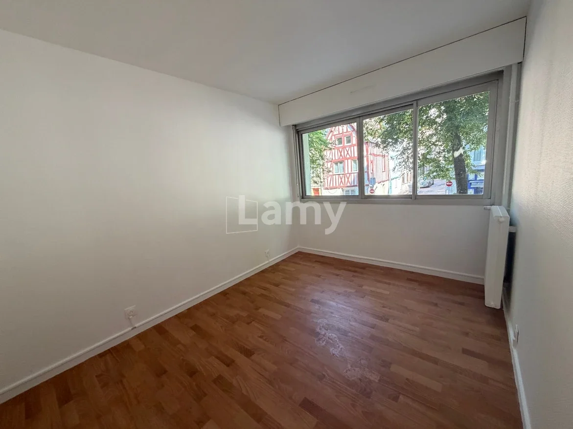 Flat Rue Orbe in Rouen
