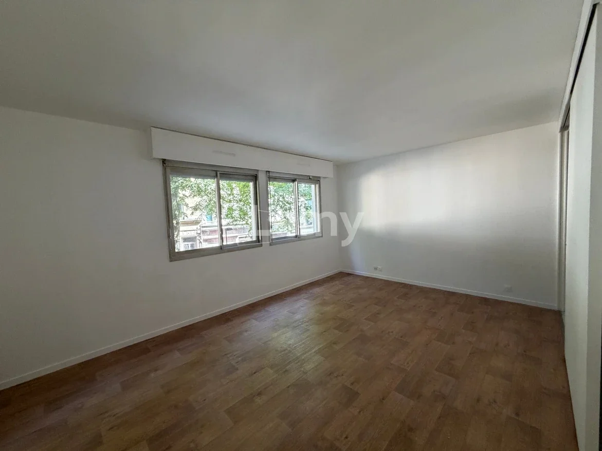 Flat Rue Orbe in Rouen