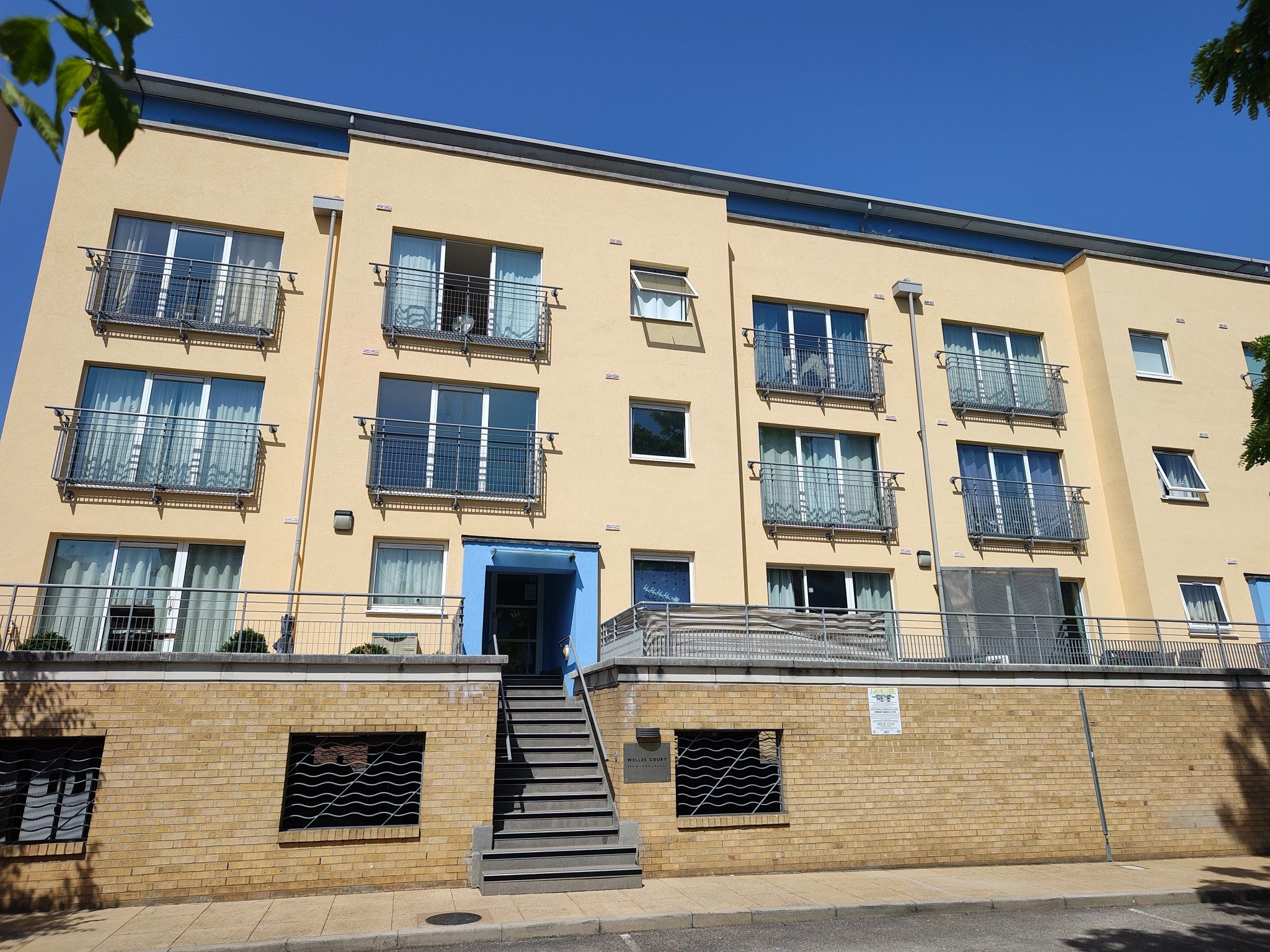 Flat Premiere Place in Greater London