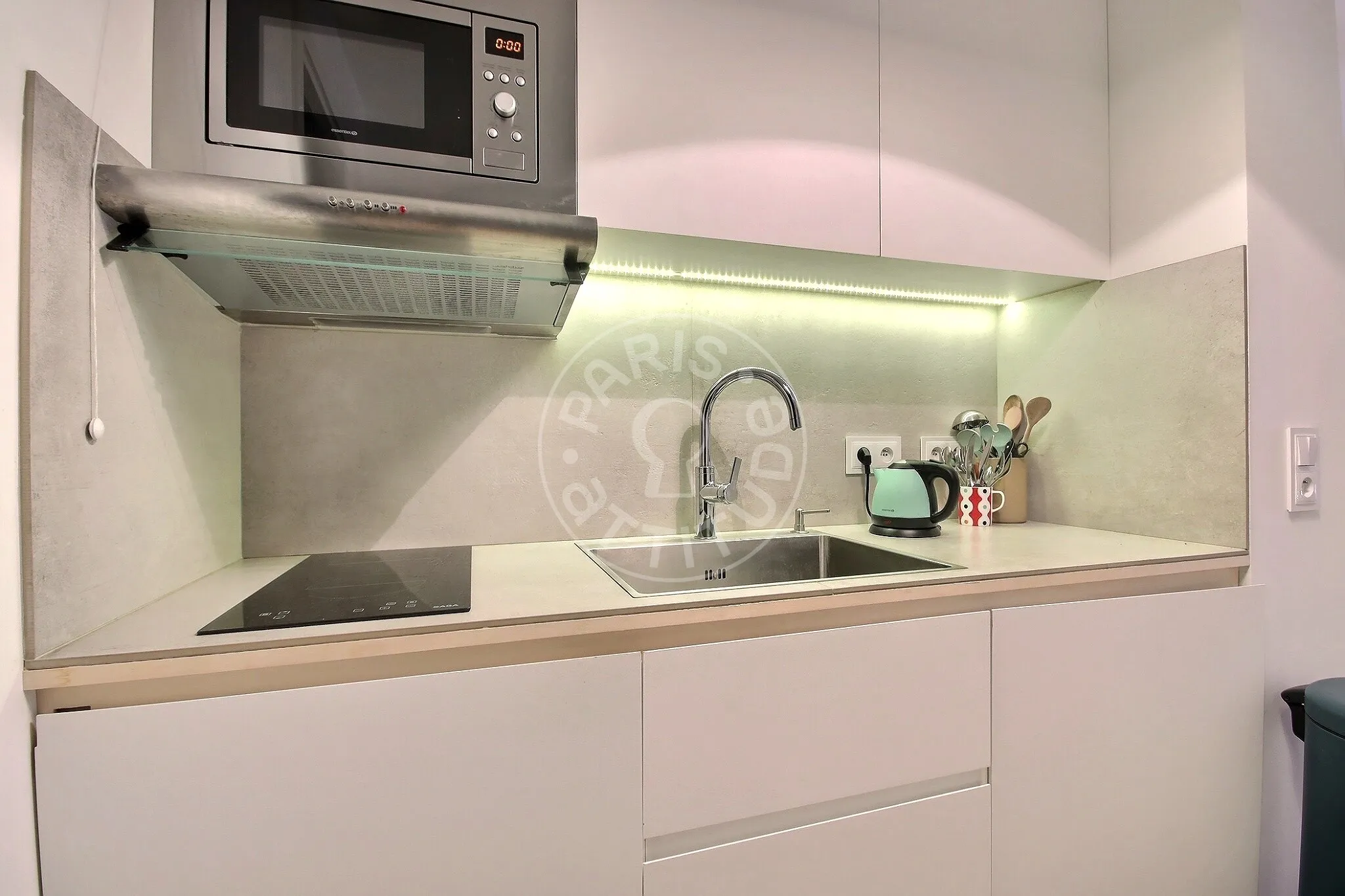 Appartement Rue de Pouy à Paris