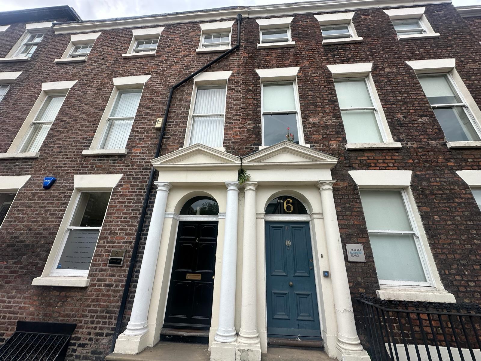 Flat Rodney Street in Liverpool