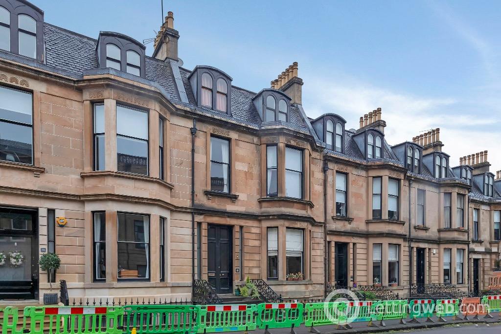 Flat Belmont Street in Glasgow