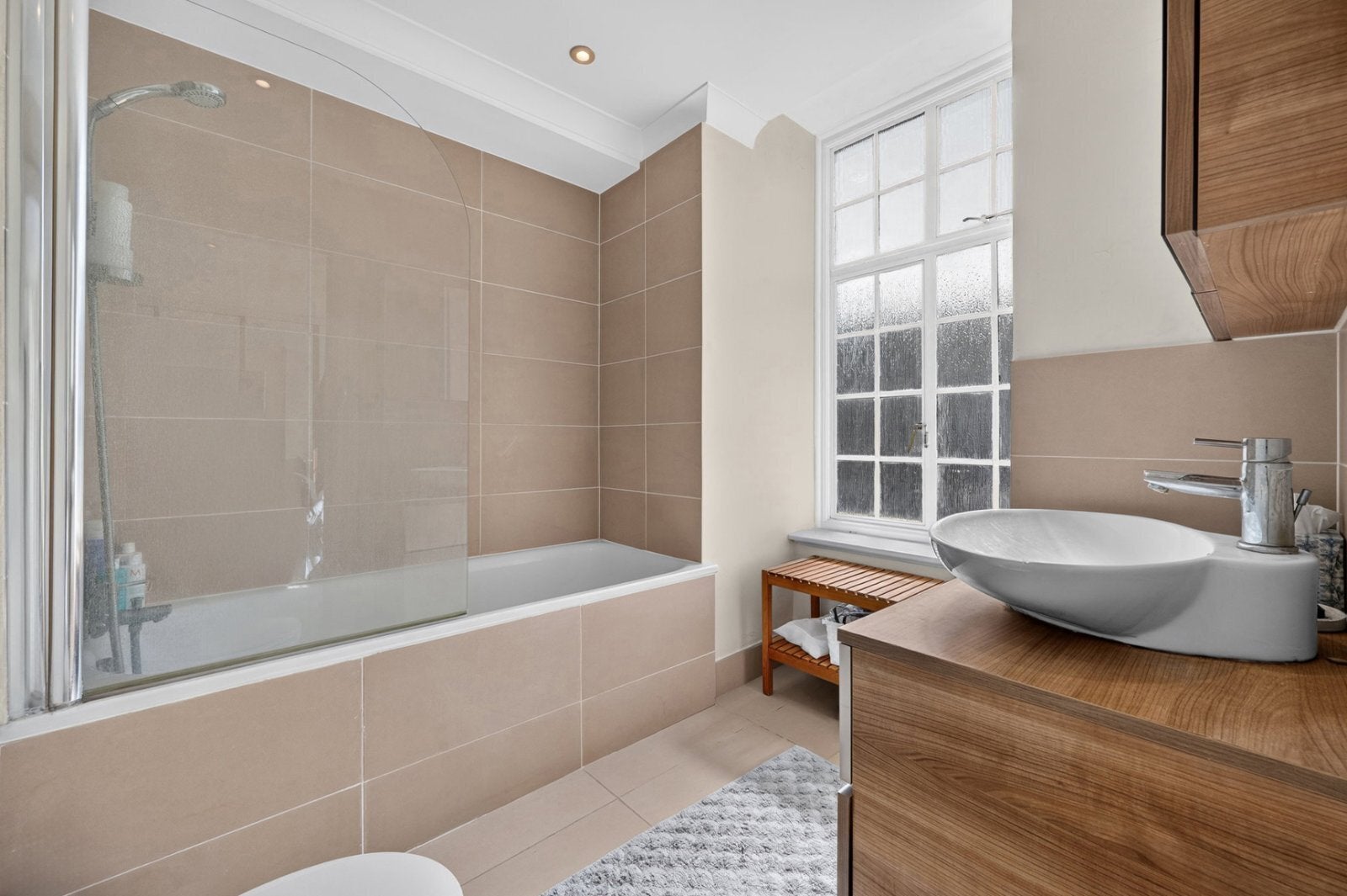 Flat Hallam Street in City of Westminster