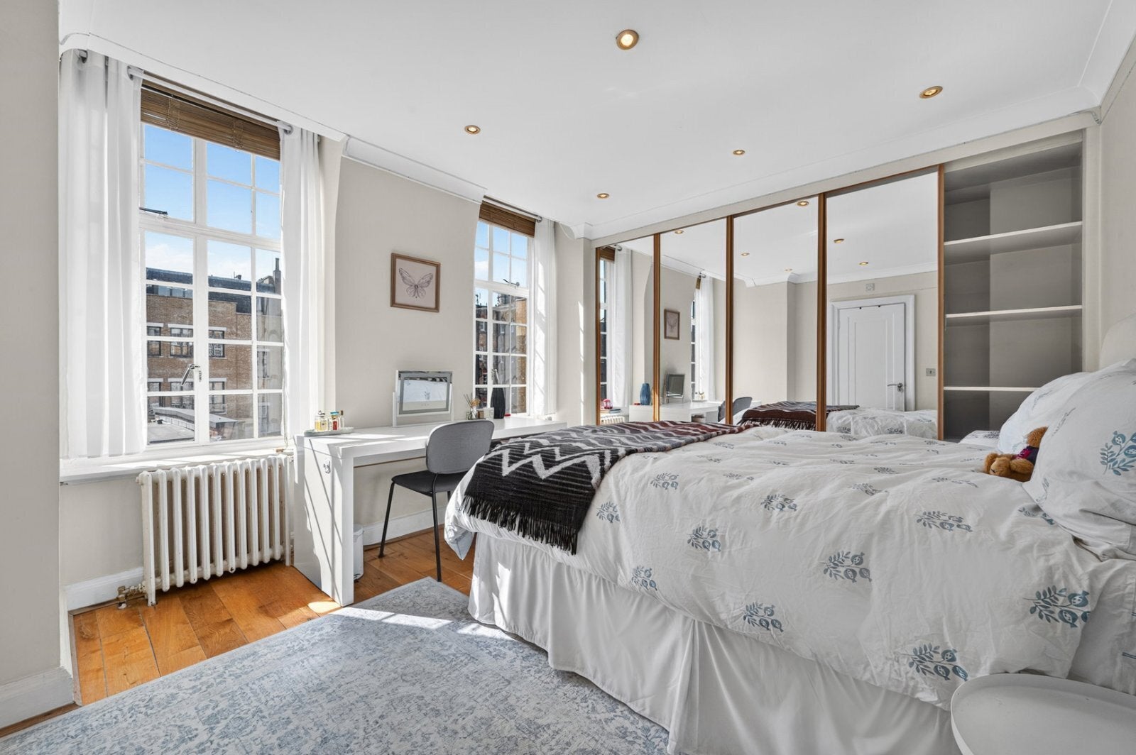 Flat Hallam Street in City of Westminster