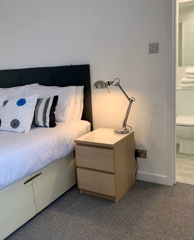 Room Clyde Street in Glasgow