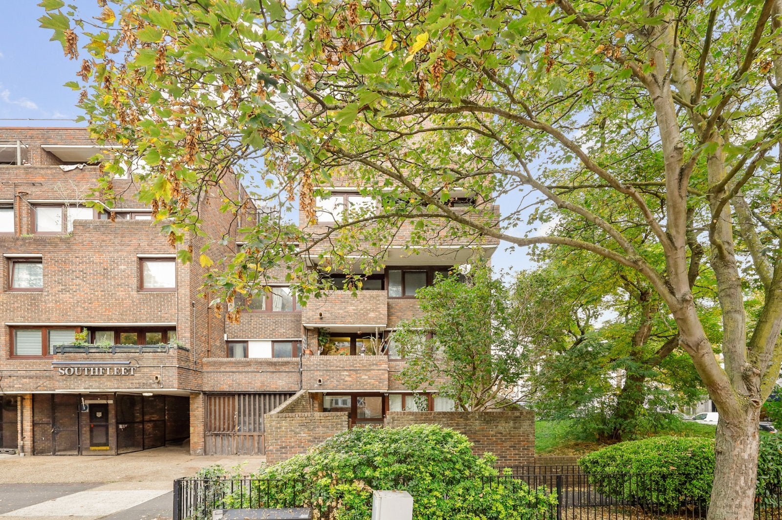 Flat Marsden Street in Greater London