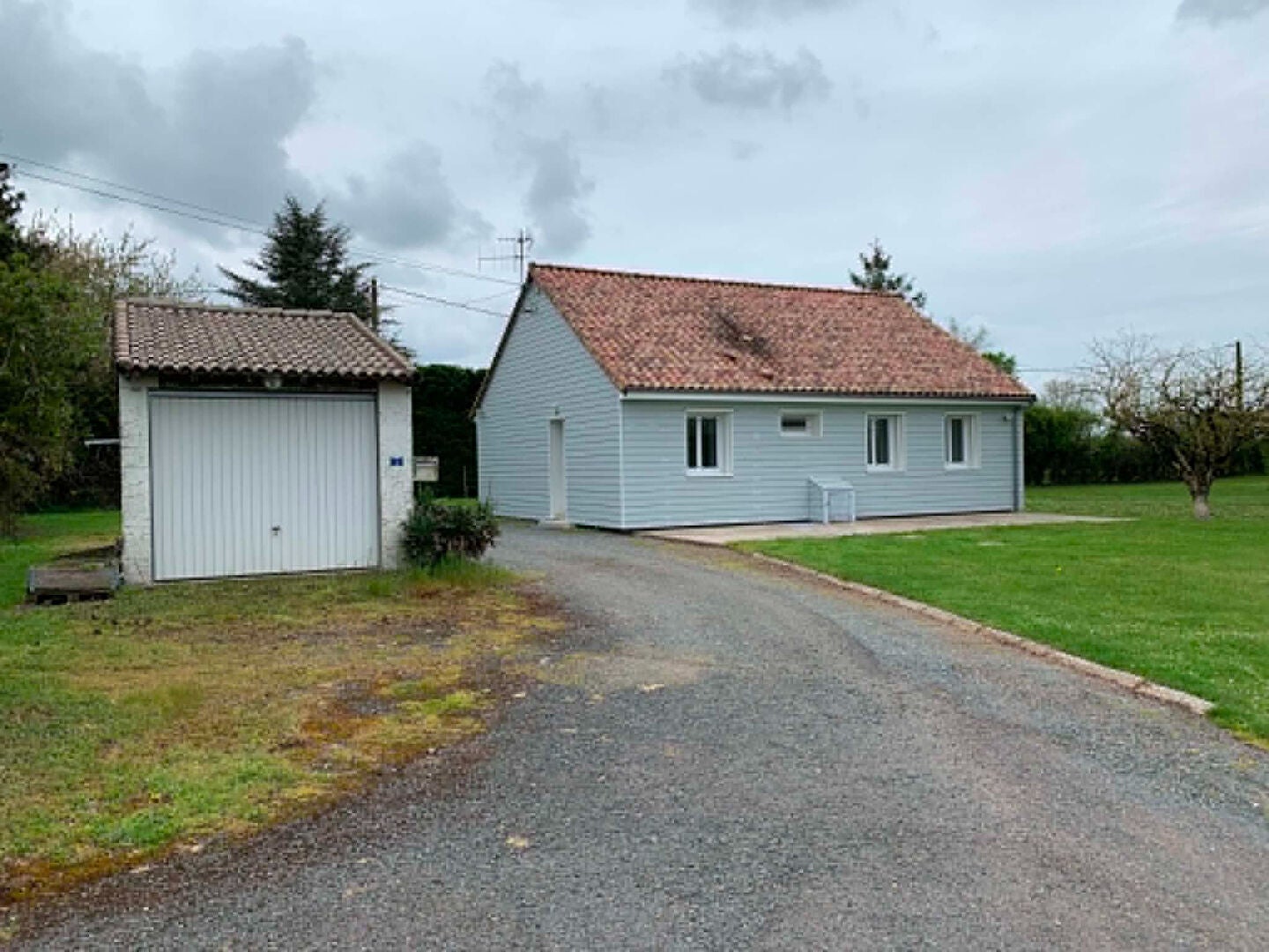 House D 948 in Limalonges