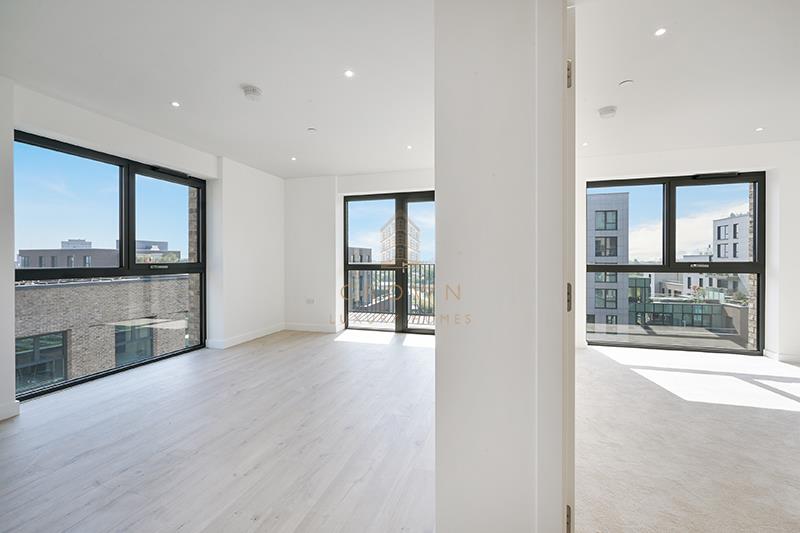 Flat Woodberry Down in Greater London