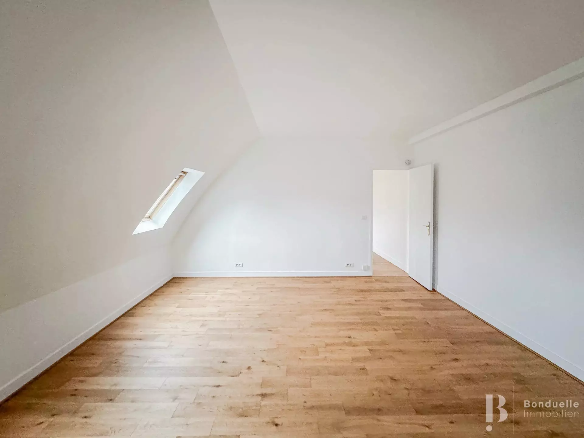 Appartement Rue La Boétie à Paris