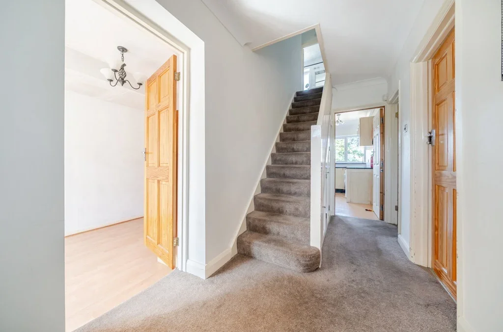 House Hurst Road in Greater London