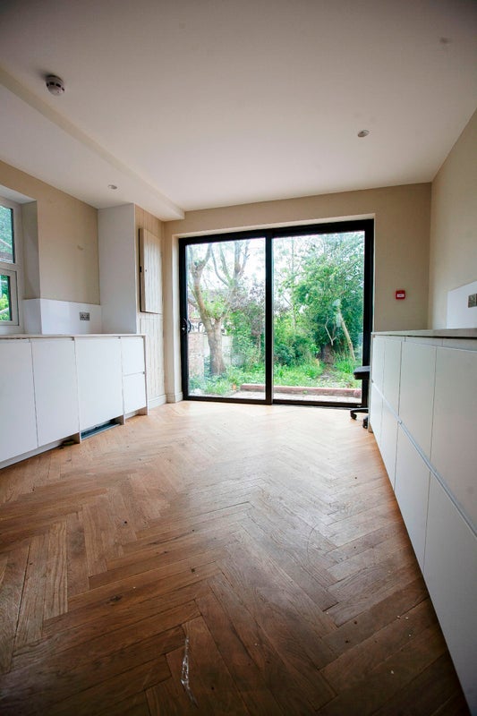 Room Moss Lane East in Manchester
