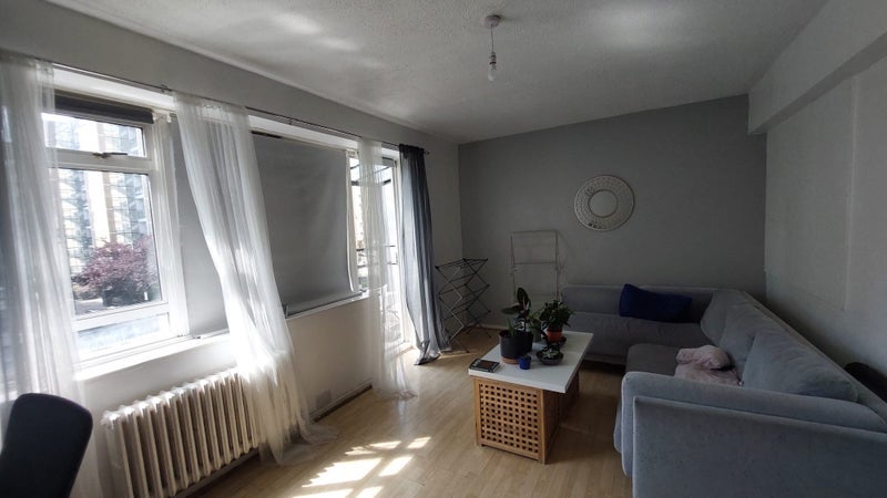 Room Churchill Gardens Road in City of Westminster