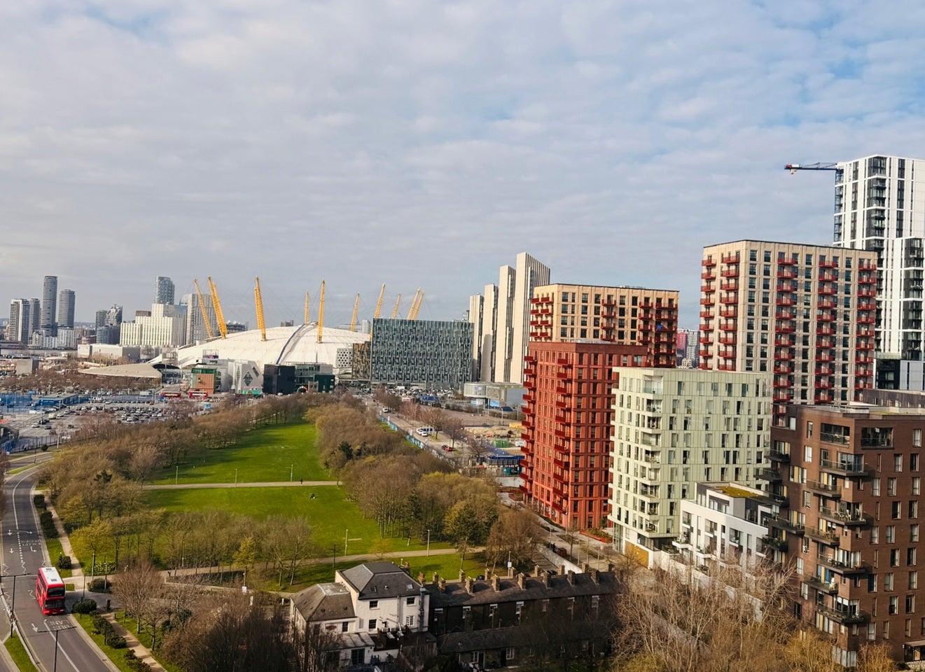 Room West Parkside in Greater London