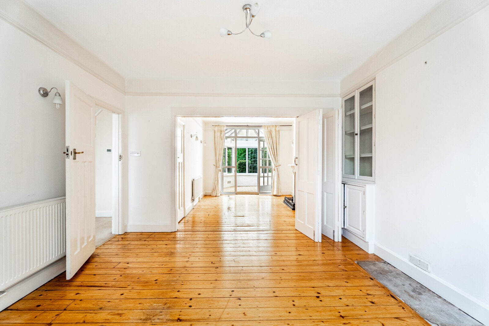 House Flora Grove in St Albans