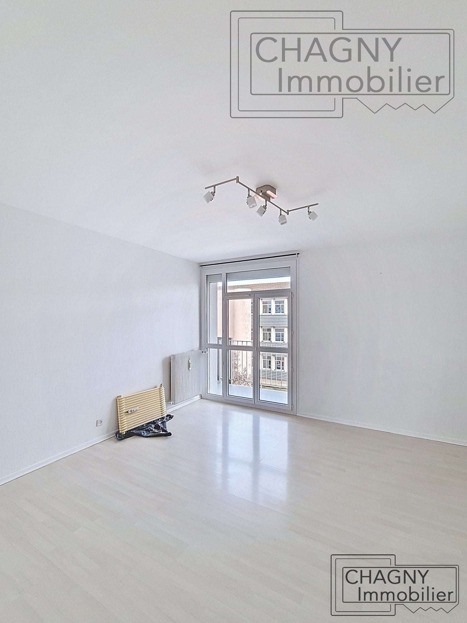 Flat Place Marcel Charollais in Chagny