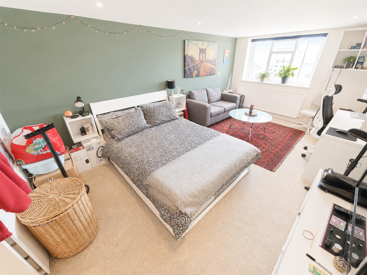 Room Park Road in Gosport