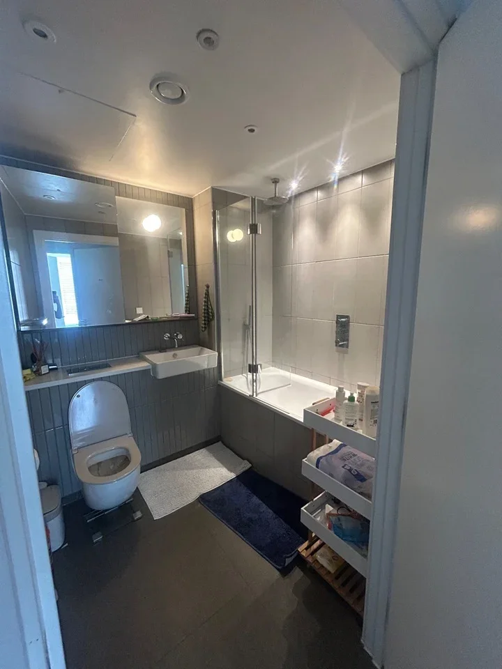 Room Jubilee Walk in Greater London