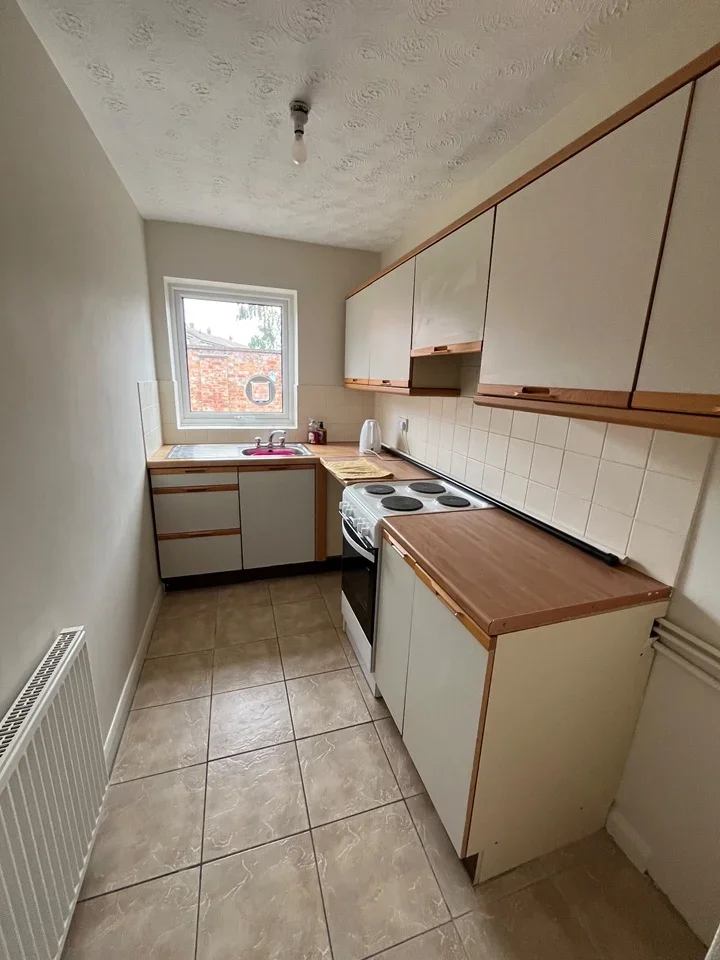 Flat Davenport Road in Oadby and Wigston