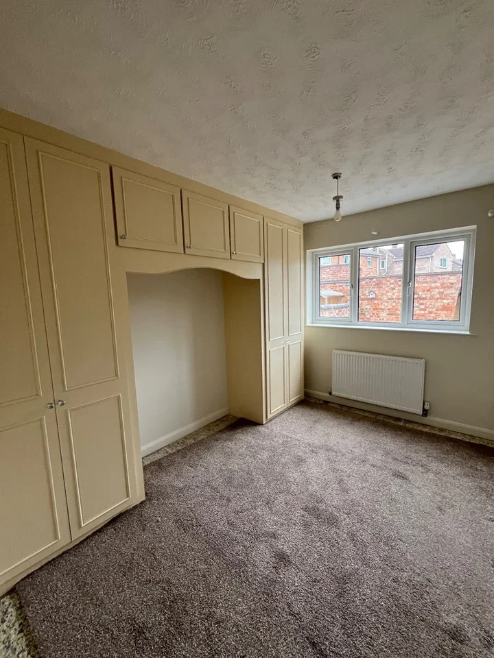 Flat Davenport Road in Oadby and Wigston