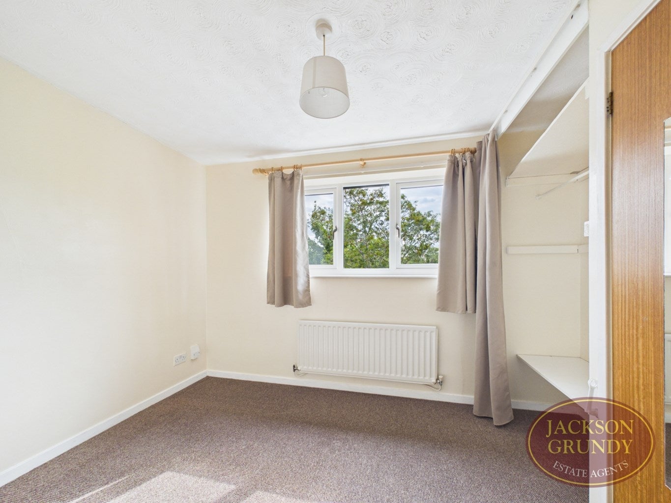 House Woodpecker Way in Merefield