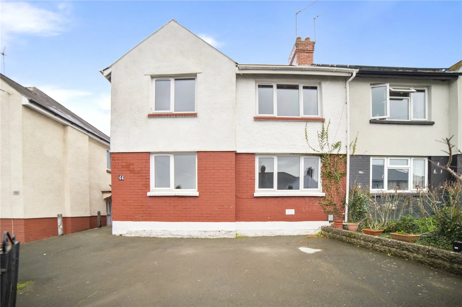 House Appledore Road in Cardiff