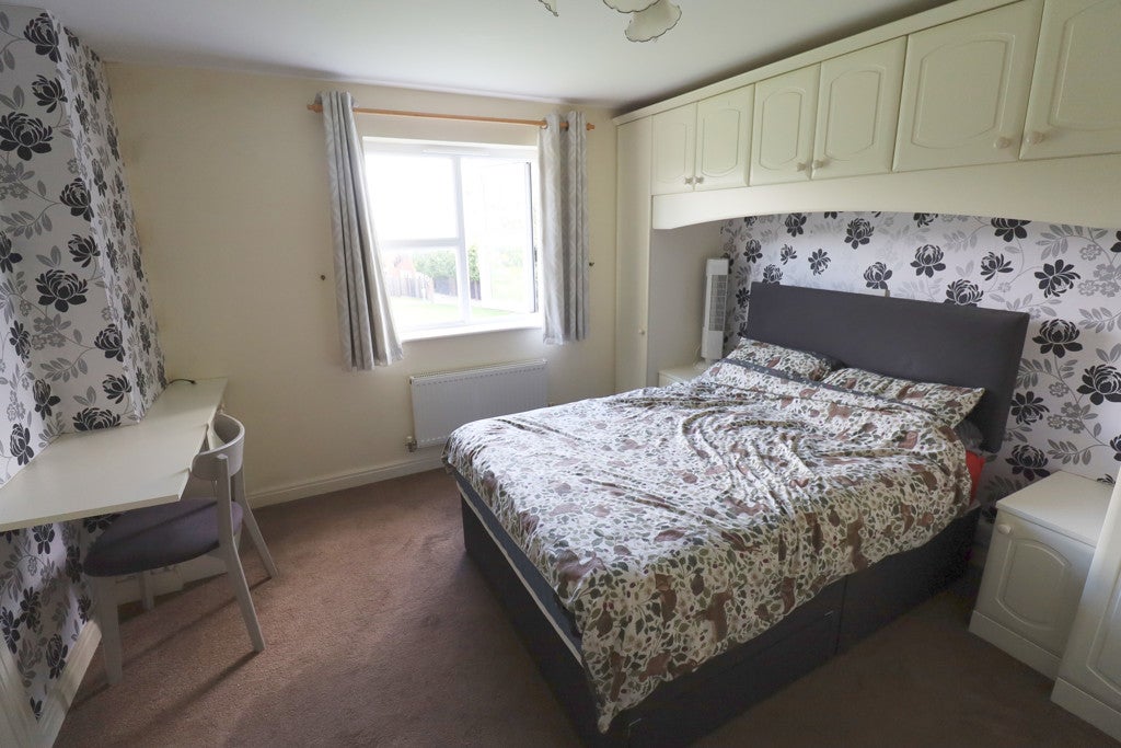 Flat Pickering Place in Hinckley and Bosworth