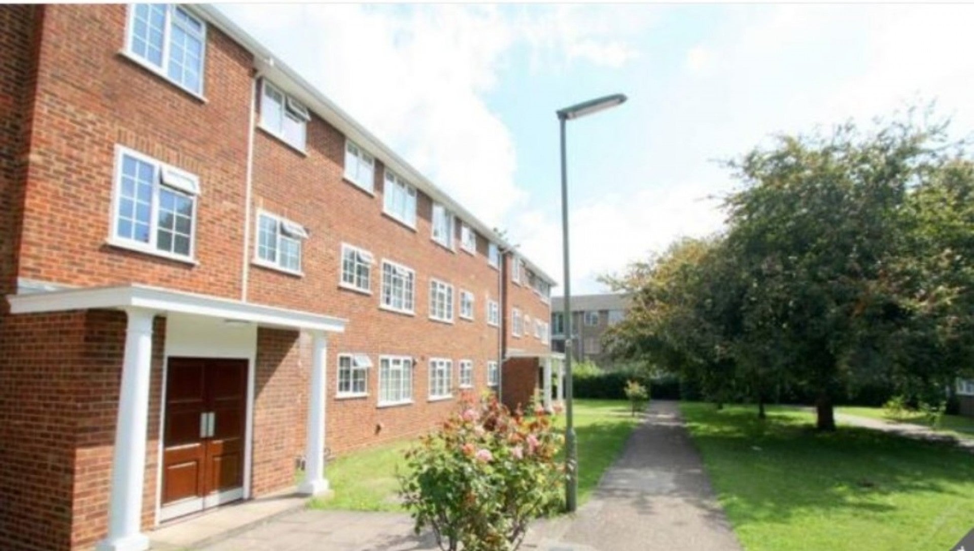 Flat Swallow Close in Borough of Spelthorne