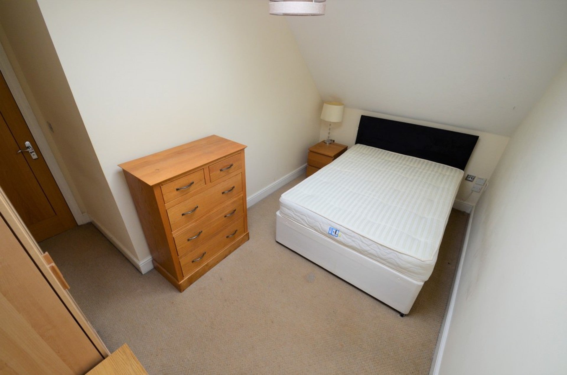 Room Egham Hill in Borough of Runnymede