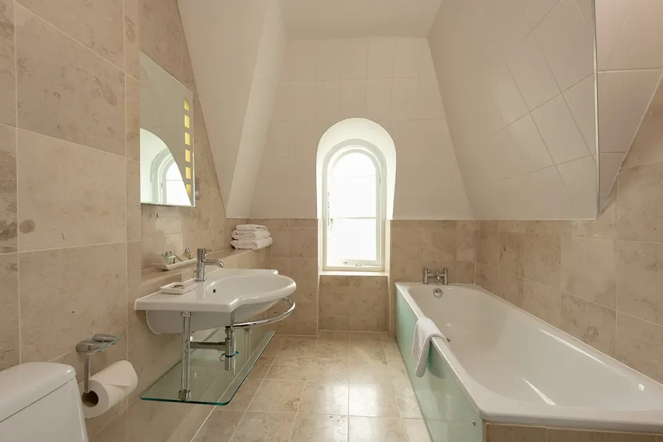 Flat Prince of Wales Terrace in Greater London