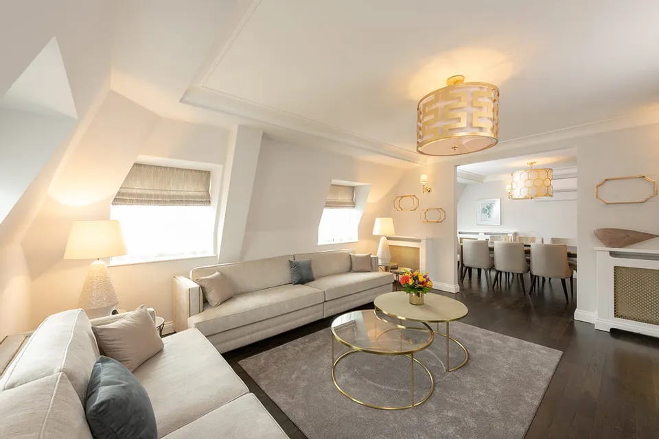 Flat Prince of Wales Terrace in Greater London