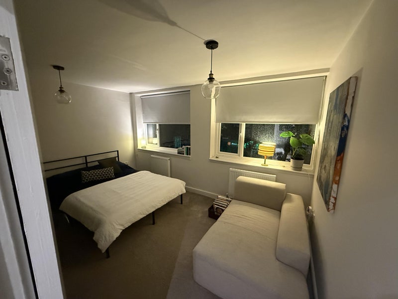 Room Brabham Close in Manchester