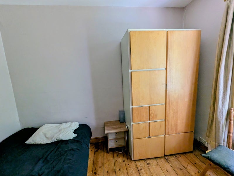 Room Rosebery Avenue in Bristol