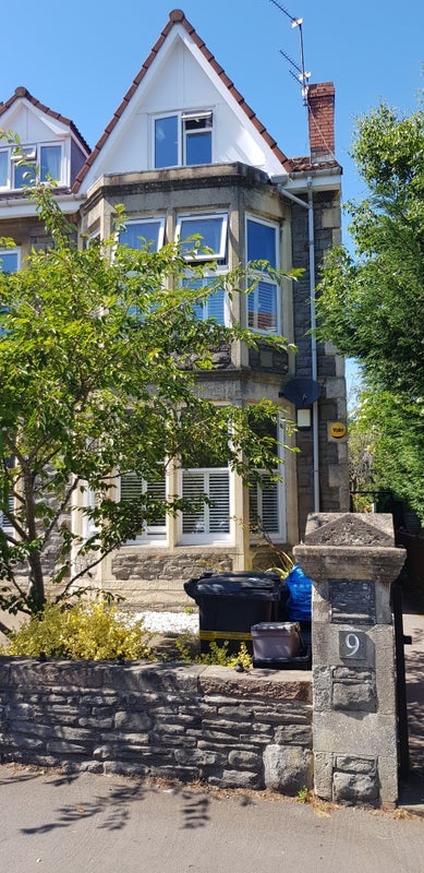 Room Howard Road in Bristol