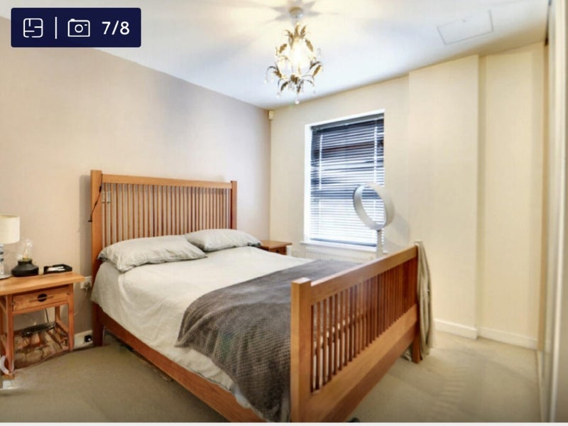 Room Queen Mary Avenue in Greater London