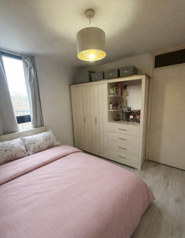 Room Lordship Road in Greater London