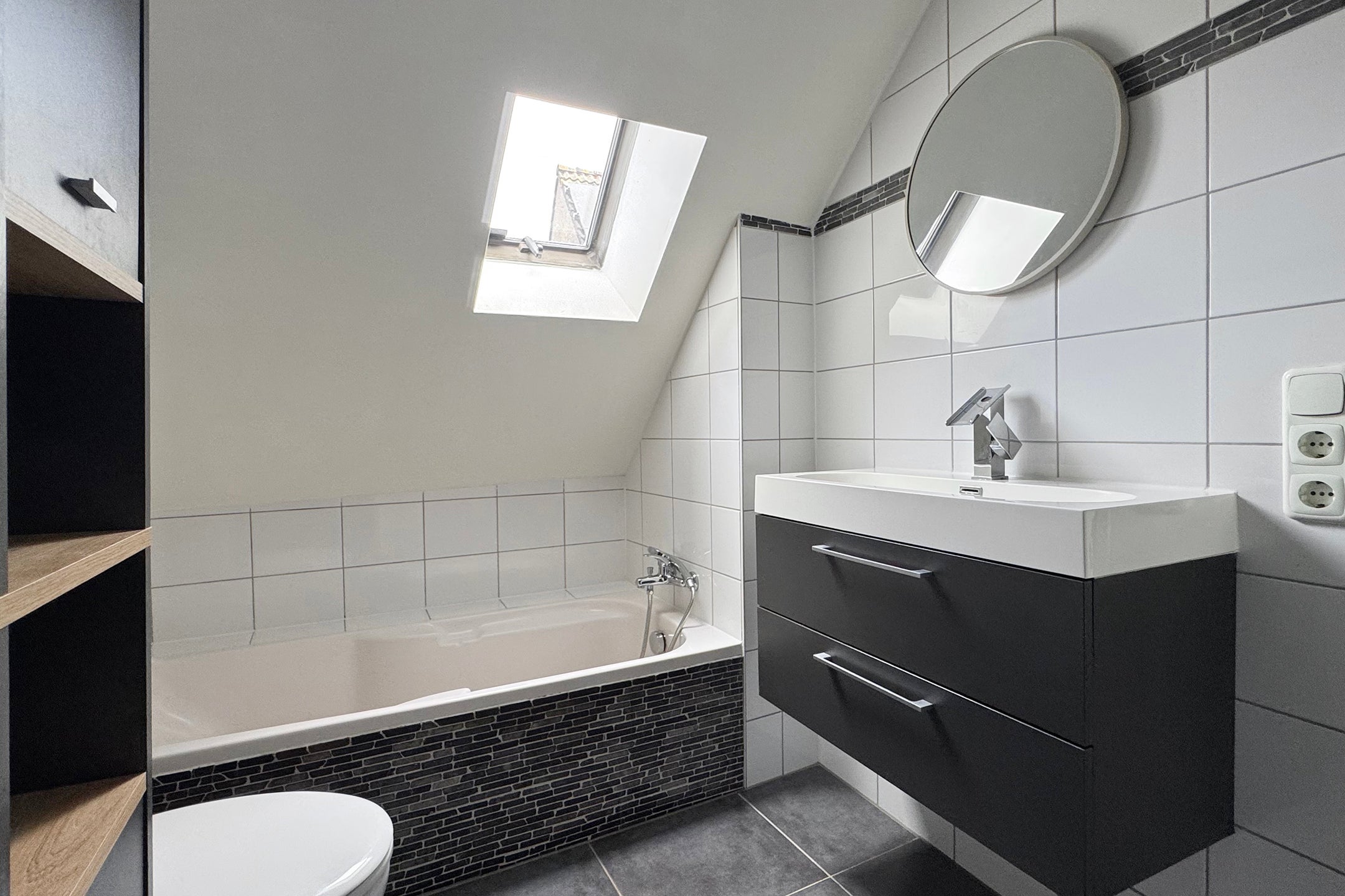 Hoekwoning te koop: Markt 2, Standdaarbuiten