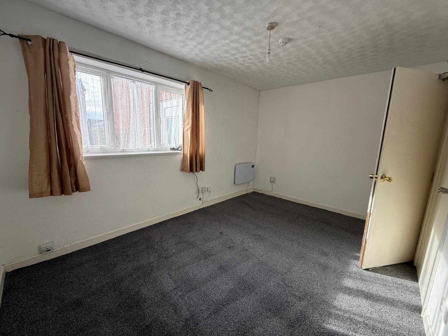 Flat Wellington Road in Bury