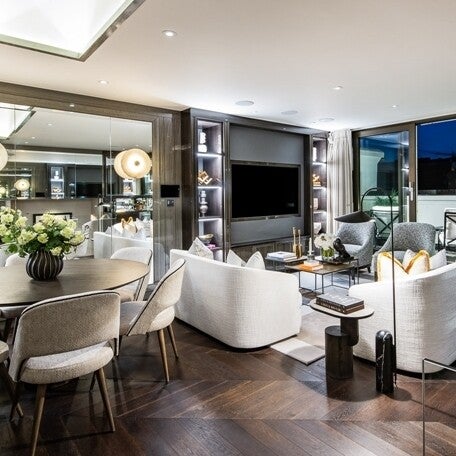 Flat Prince of Wales Terrace in Greater London