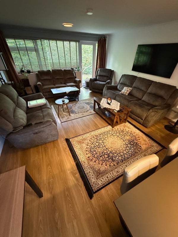 Room Petersham Place in Birmingham
