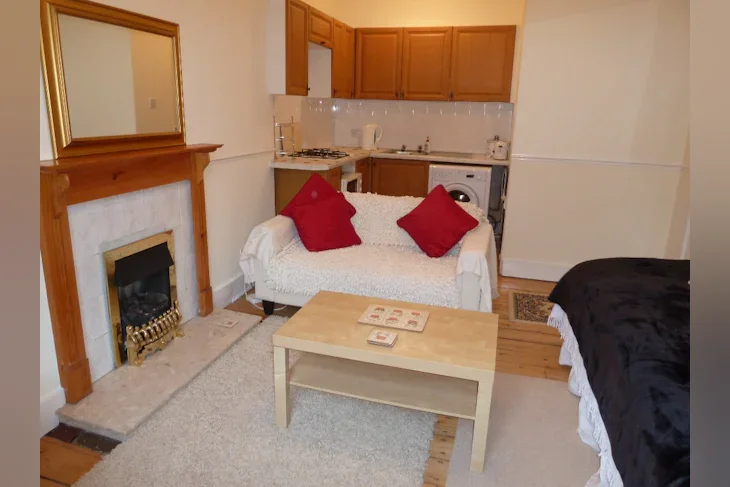 Flat Wardlaw Place in City of Edinburgh