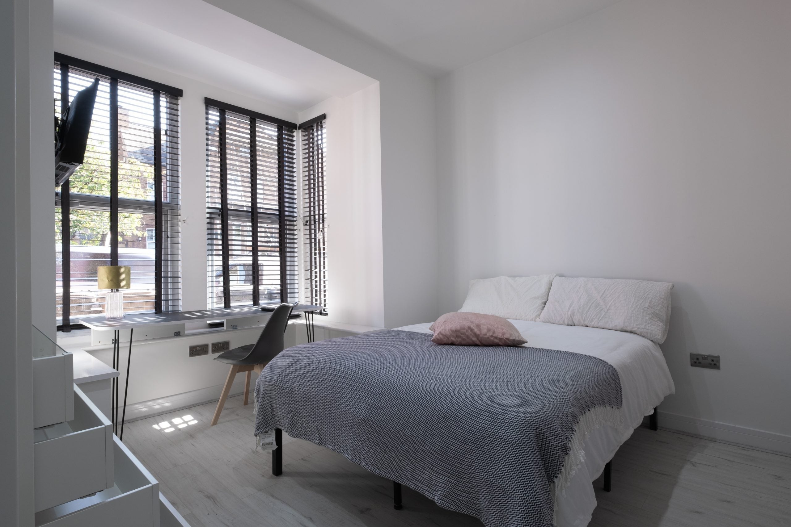 Room Yarborough Road in Lincoln